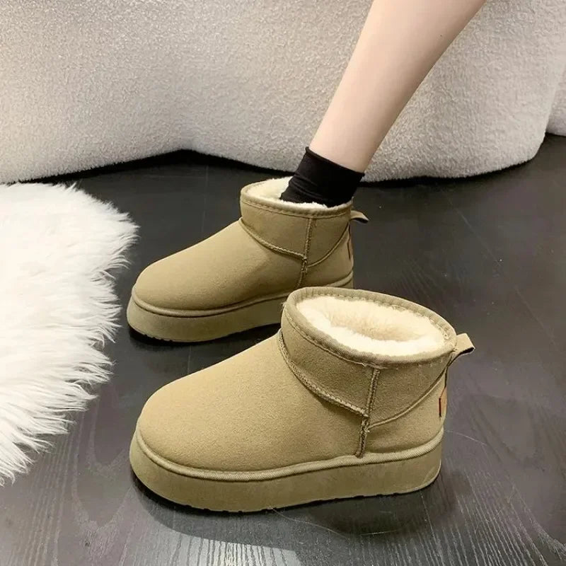 Plush Fleece Arctic Platform Winter Boots – Soft, Warm & Non-Slip