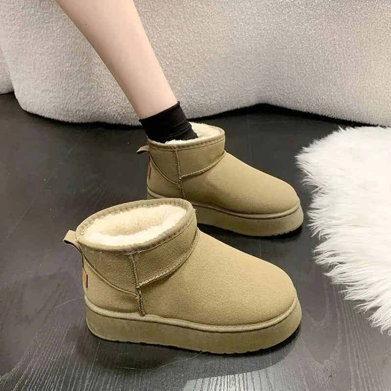 Plush Fleece Arctic Platform Winter Boots – Soft, Warm & Non-Slip